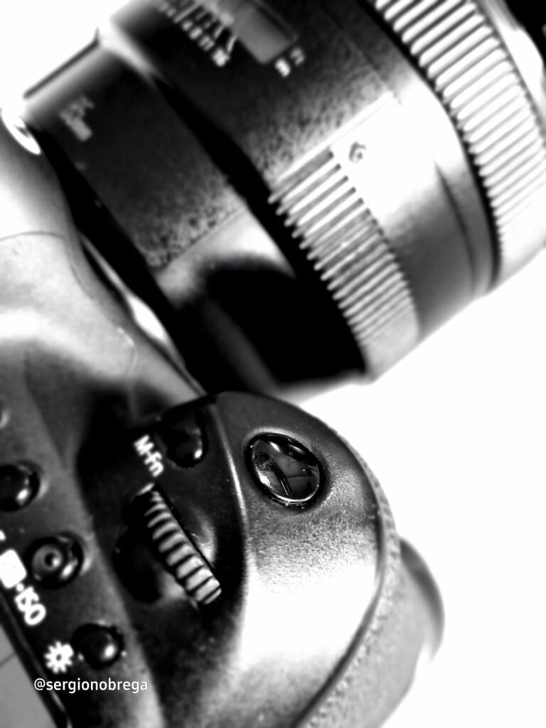 A Fotografia Como Acontecimento: Quando o Mundo se Deixa Capturar 1 WhatsApp Image 2025 07 31 at 09.42.29